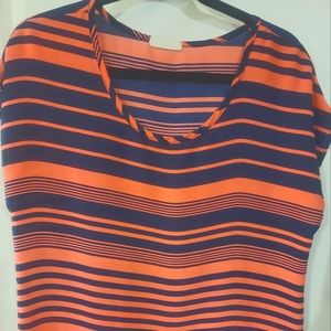 Large woman short sleeve shirt